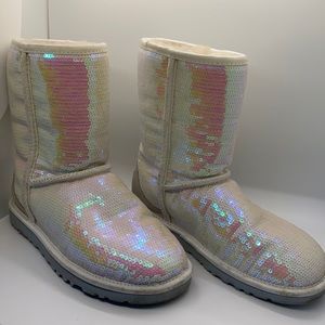 UGG White Sparkles “I do!”